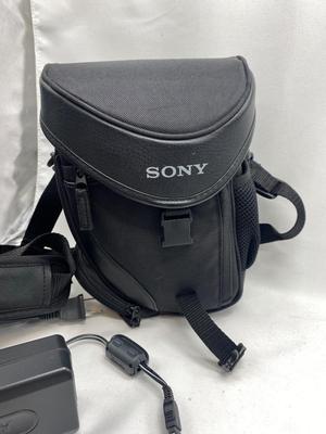 SONY DIGITAL STILL CAMERA DSC-F717