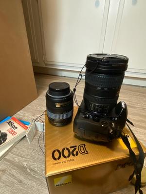 A MUST HAVE NIKON D200 DIGITAL FIELD CAMERA, ITS GOT IT ALL!!