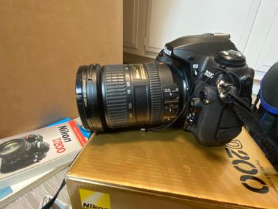 A MUST HAVE NIKON D200 DIGITAL FIELD CAMERA, ITS GOT IT ALL!!