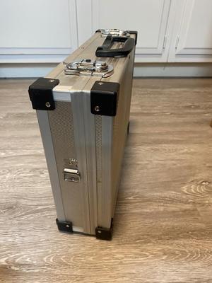 SECURITY CASES AND CAMERA BAG