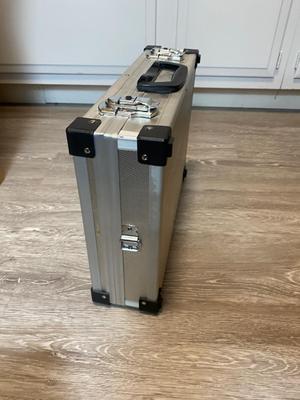 SECURITY CASES AND CAMERA BAG