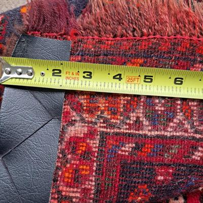 Hand-Knotted Persian Shiraz Rug 4' x 5.5' (PB-ES)