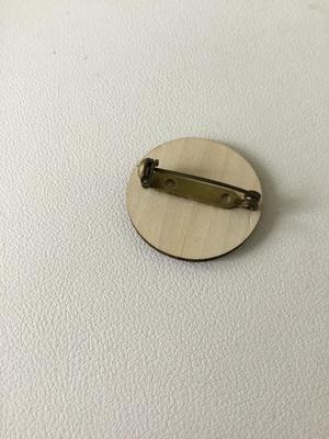 Beautiful round fish vintage pin