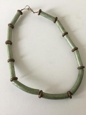 Vintage green collar beaded necklace