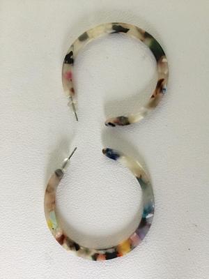 Colorful hoop fashion earrings