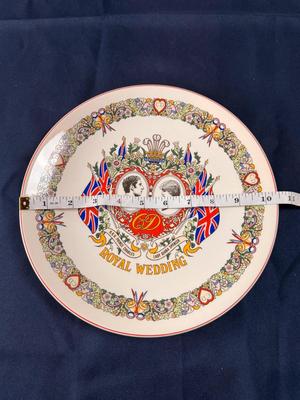 1981 Wedgewood Plate Royal Wedding Commemorative Prince of Wales and Lady Diana Spenser