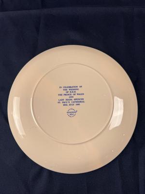 1981 Wedgewood Plate Royal Wedding Commemorative Prince of Wales and Lady Diana Spenser
