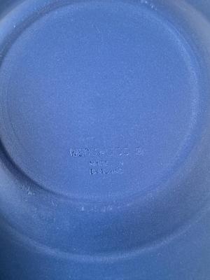 QUEEN Elizabeth Royal Silver Jubilee WEDGWOOD Jasper Royal Blue Dish Box