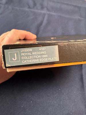 Wedgwood England Jasperware Blue Royal Wedding 1986 Plate in Box