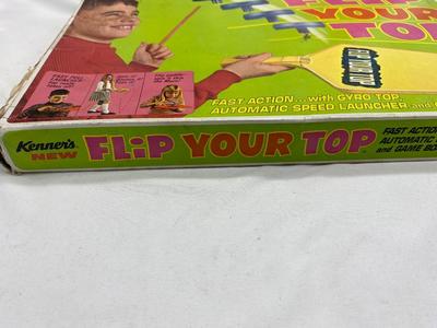 FLIP YOUR TOP AND SCULPTURED CHESS