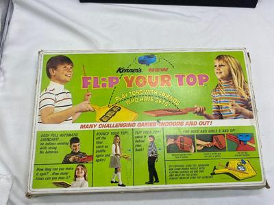 FLIP YOUR TOP AND SCULPTURED CHESS