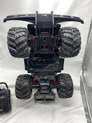 NEW BRIGHT RADIO CONTROL JEEP