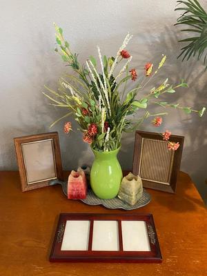 LOVELY HOME DECOR