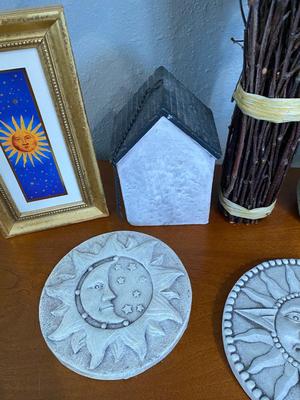 BRING A LITTLE SUNSHINE IN WITH THESE MATCHING HOME ACCENTS