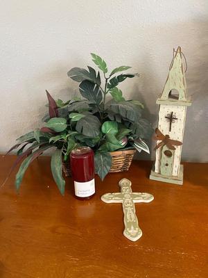 THE BIRDHOUSE OF FAITH, MATCHING CROSS AND MORE!