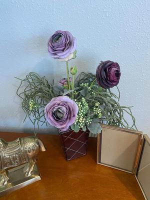 DECORATIVE HORSE, SILK FLOWERS AND PICTURE FRAME
