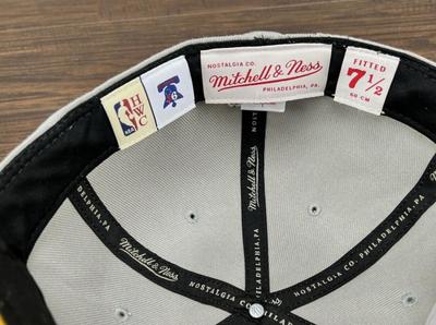 Philadelphia 76ers Mitchell & Ness HC NBA Fitted Hat Hardwood Cap Sixers Sz 7 - 1/2