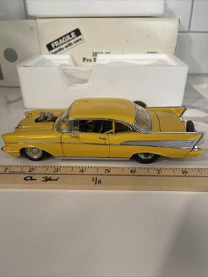 Danbury Mint 1957 Chevy Pro Street Hardtop Yellow Bel Air Diecast 1:24 Drag Car