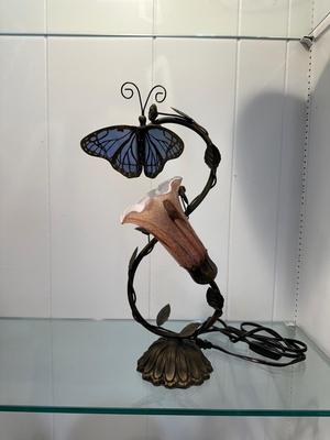 BUTTERFLY & LILY LAMP