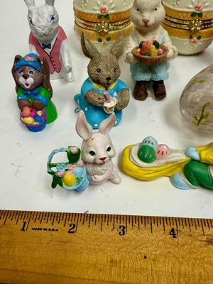Easter Bunny Rabbit Egg Trinket Box Decor Lot