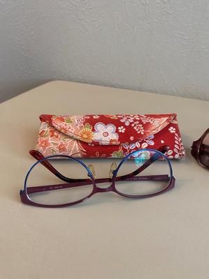 PRESCRIPTION GLASSES