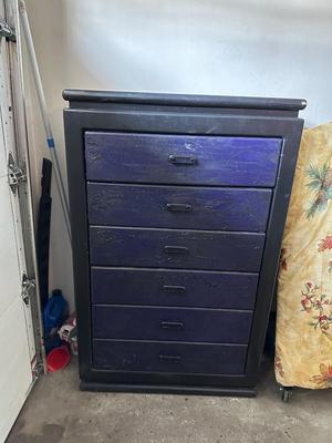 6 DRAWER CHEST OF DRAWERS AND BOOK SHELF