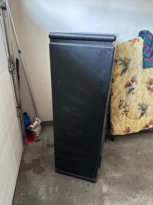 6 DRAWER CHEST OF DRAWERS AND BOOK SHELF