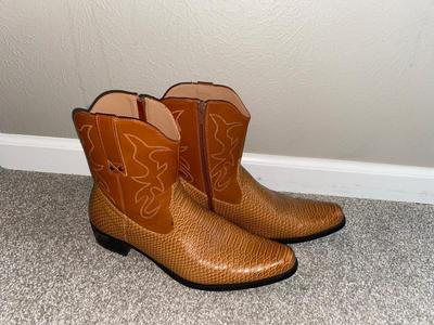 MEN’S NEW PARRAXO BOOTS SIZE 12