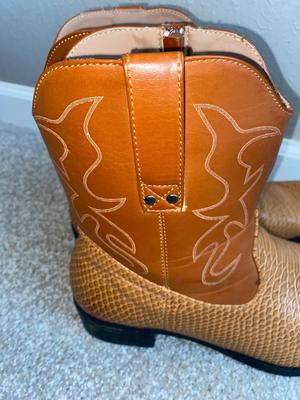 MEN’S NEW PARRAXO BOOTS SIZE 12