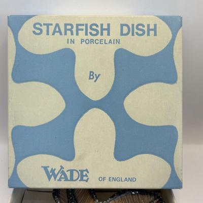 Lot 331: Johnathan Livingston Seagull Pendant Necklace, H. Barlett 1973 Bronze, Wade Pottery Starfish Dish, Monet Starfish Brooch,...