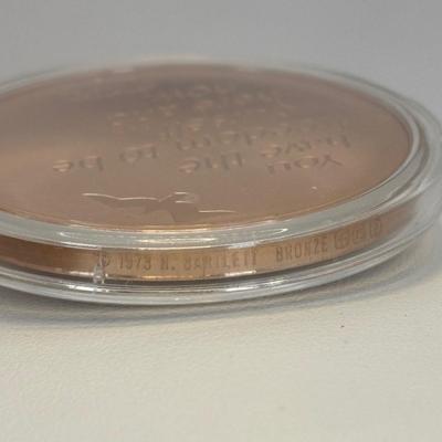 Lot 331: Johnathan Livingston Seagull Pendant Necklace, H. Barlett 1973 Bronze, Wade Pottery Starfish Dish, Monet Starfish Brooch,...