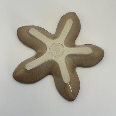 Lot 331: Johnathan Livingston Seagull Pendant Necklace, H. Barlett 1973 Bronze, Wade Pottery Starfish Dish, Monet Starfish Brooch,...