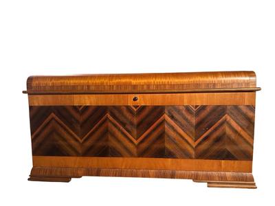 LANE Cedar Chest
