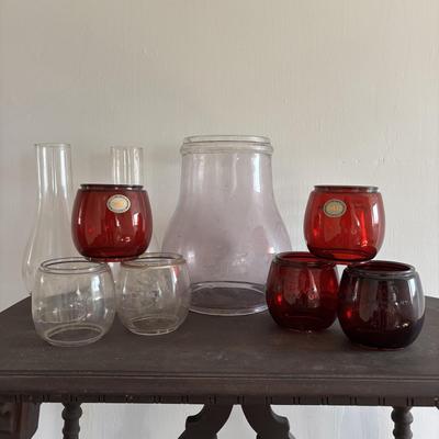 LOT 82: Vintage Oil Lanterns Globes: Unmarked Railroad, Clear & Red Dietz