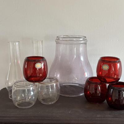 LOT 82: Vintage Oil Lanterns Globes: Unmarked Railroad, Clear & Red Dietz