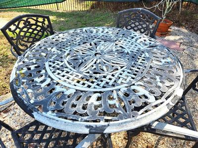 Lot #212 Patio Table with 4 Chairs