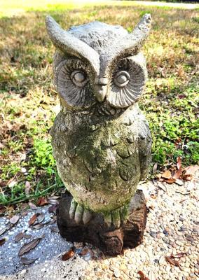 Lot #217 Vintage Yard/Garden Statue - Hoot Owl