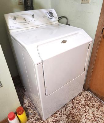 Lot #231 Maytag Atlantis Electric Dryer