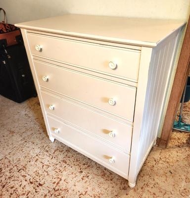 Lot #233 Country/Farmhouse Style Chest of Drawers - good condition