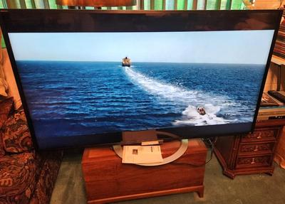 Lot #234 Sony 55" LCD TV with DVD/VCR Combo - works fine
