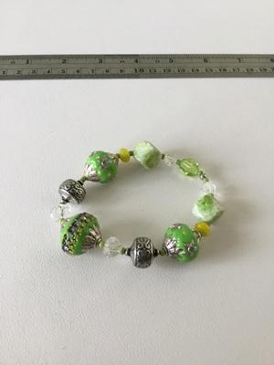 Stretchy green faux stone bracelet
