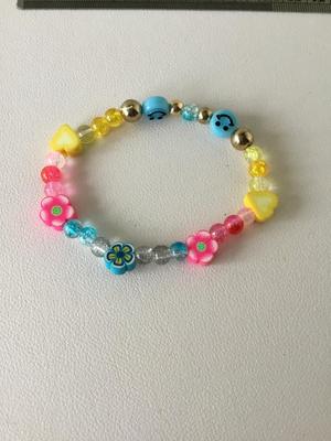 Colorful stretchy fashion bracelet