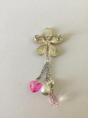 Pink flower dangle brooch