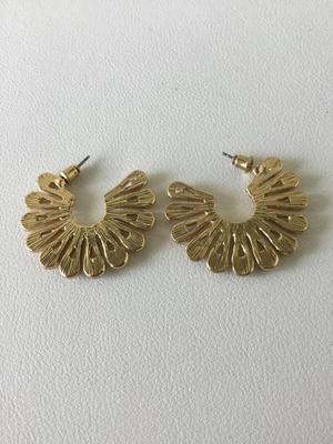 Gold tone green fashion earrings