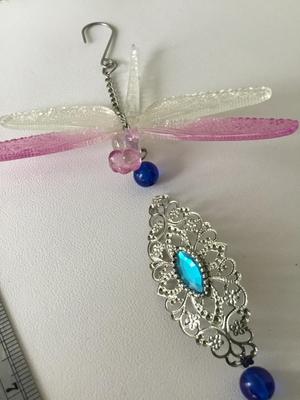 Beautiful hummingbird tassel hook decor charm