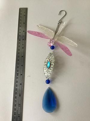 Beautiful hummingbird tassel hook decor charm
