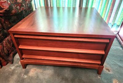 Lot #236 LANE Mid Century Side/Lamp Table with Drawers