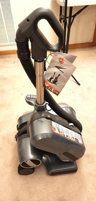 Lot #239 Hoover Z Vacuum - NEW - Performance in Motion with attachments