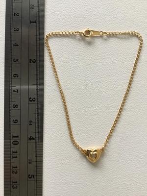 Gold tone heart bracelet