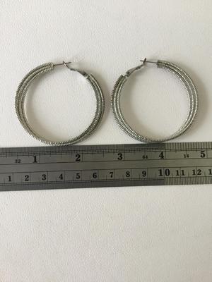 Silver tone hoop fashion earrings